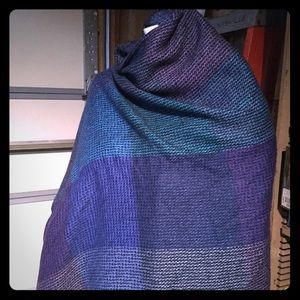 Hooded scarf shawl